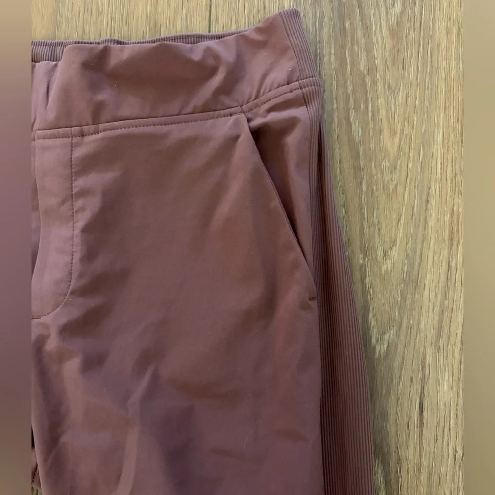 Athleta Brooklyn ankle pant,  Mauve - size 2 - Picture 4 of 5